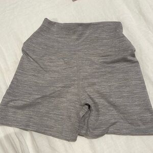 Crop Shop Boutique shorts size XS in heather grey